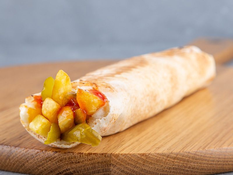 ساندوتش سوسيس + بطاطس