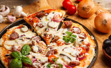 بيتزا هوت دوج