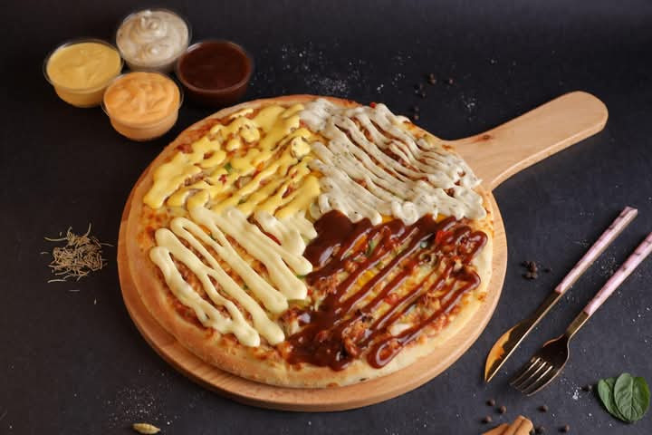 بيتزا مومنتو لاڤرز