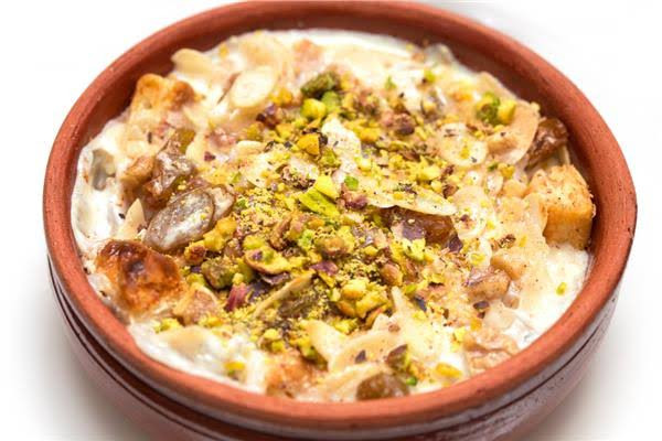 ام علي مكسرات