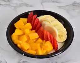 أرز بلبن فواكه