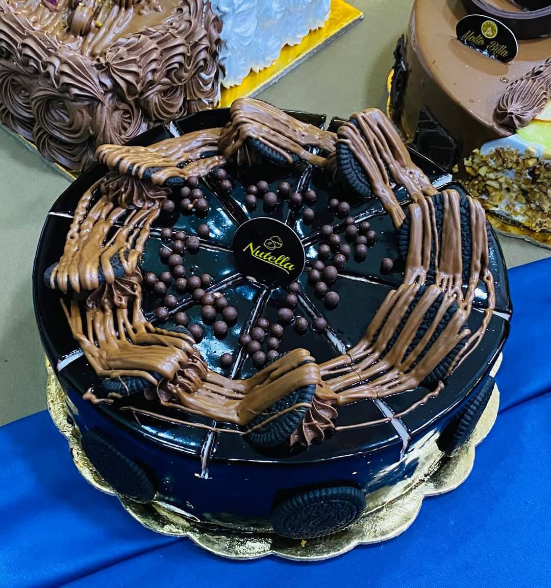 تورتة تقطيع دارك