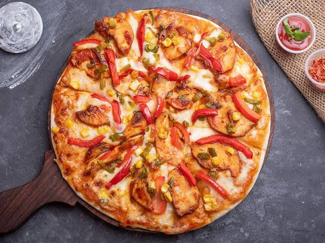 بيتزا بانيه