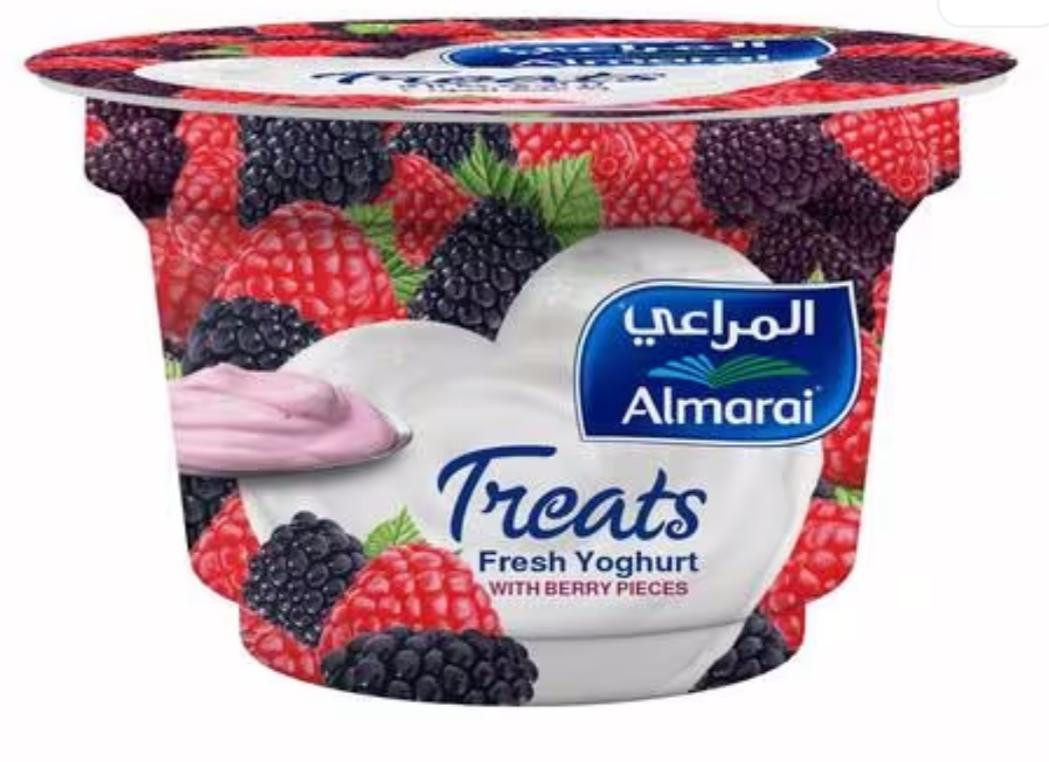 المراعي تريتس زبادي طازج بقطع التوت - 150 جرام