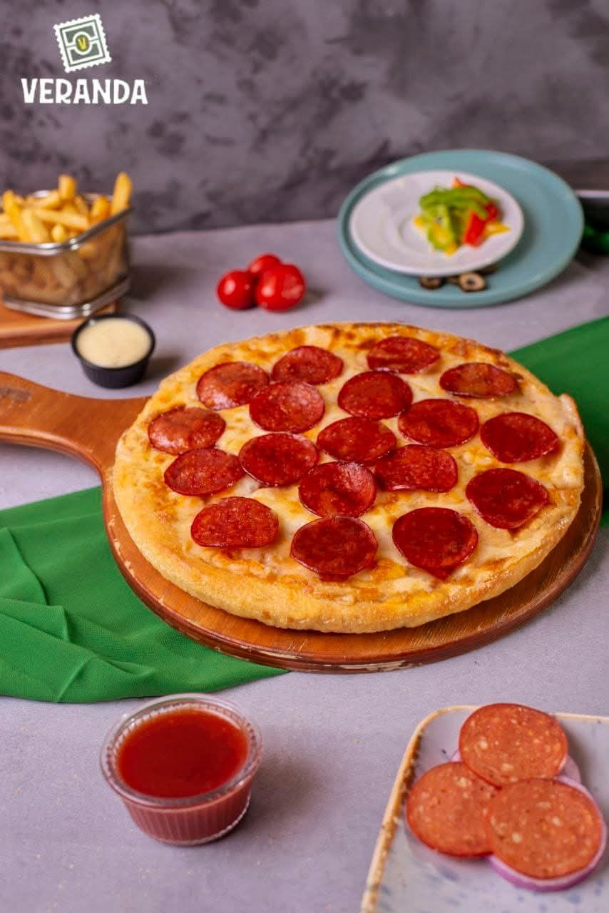 بيتزا بيبروني