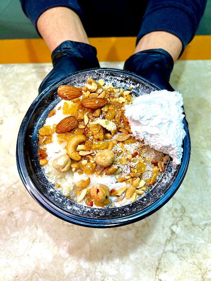 كسكسي + سمنه بلدي+ لبن + قشطه