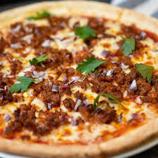 بيتزا ميكس لحوم