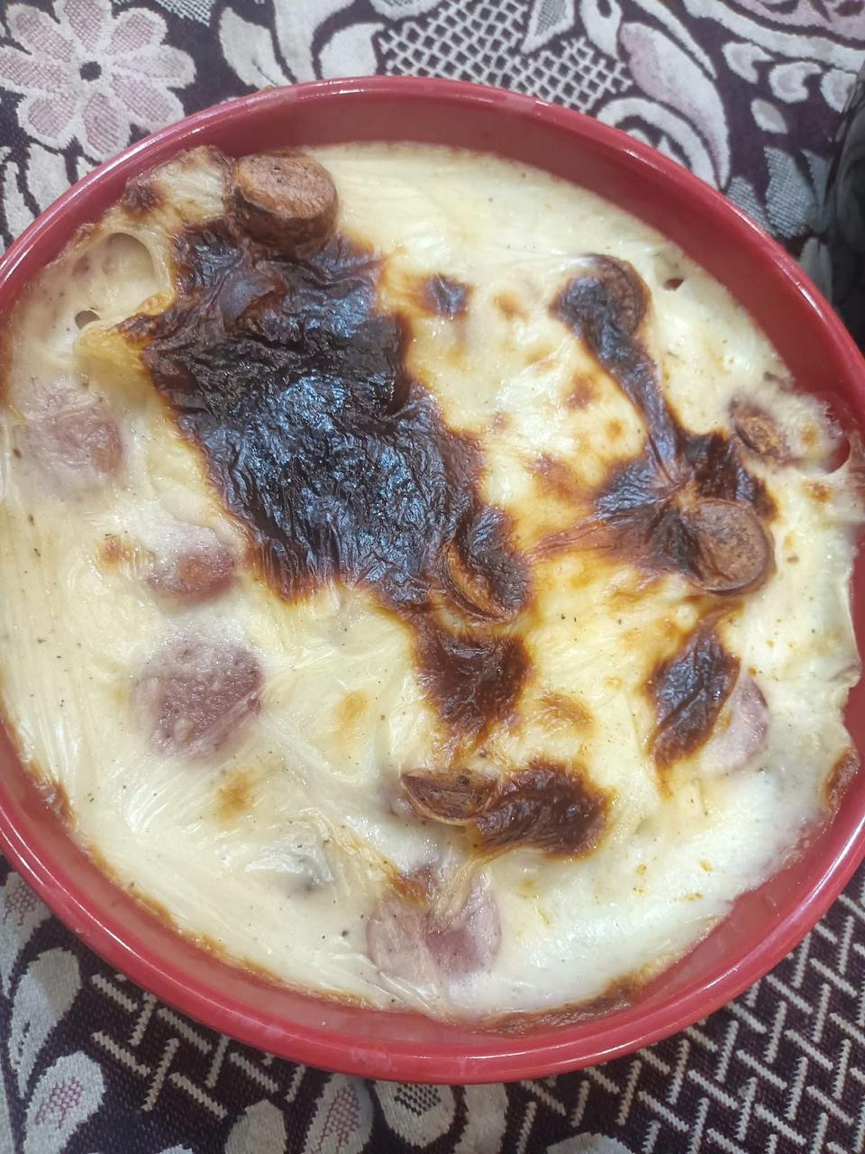 مكرونه سوسيس بالبشاميل